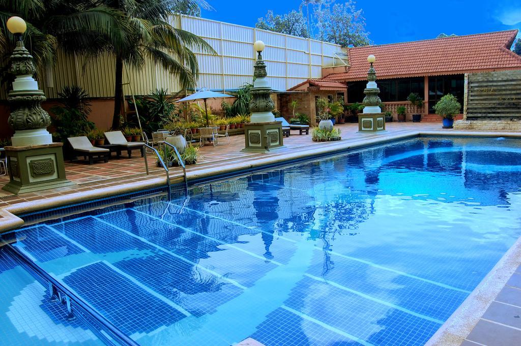 Goldiana Angkor Hotel Siem Reap Exterior foto