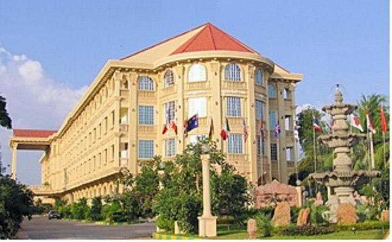 Goldiana Angkor Hotel Siem Reap Exterior foto